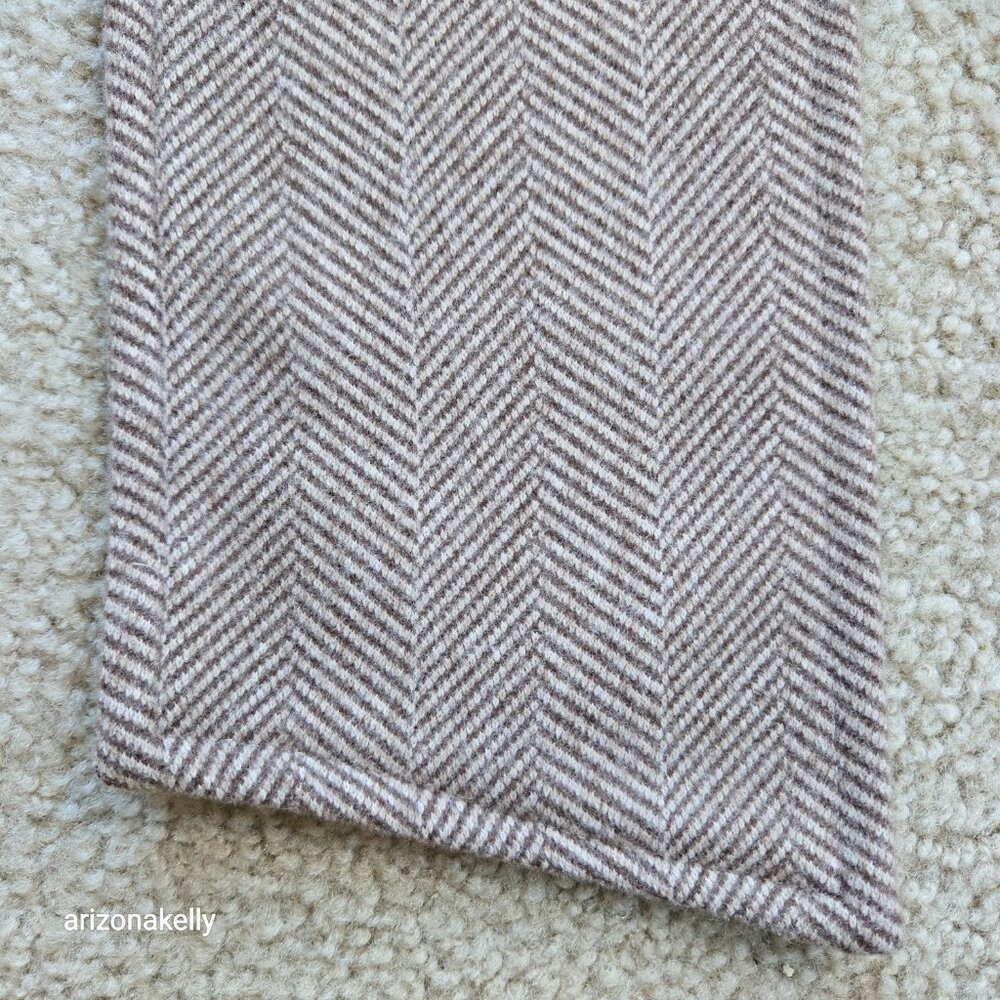 NWOT Tan Wool Herringbone Tailored/Structured Scarf Menswear Haberdashery - Picture 8 of 14
